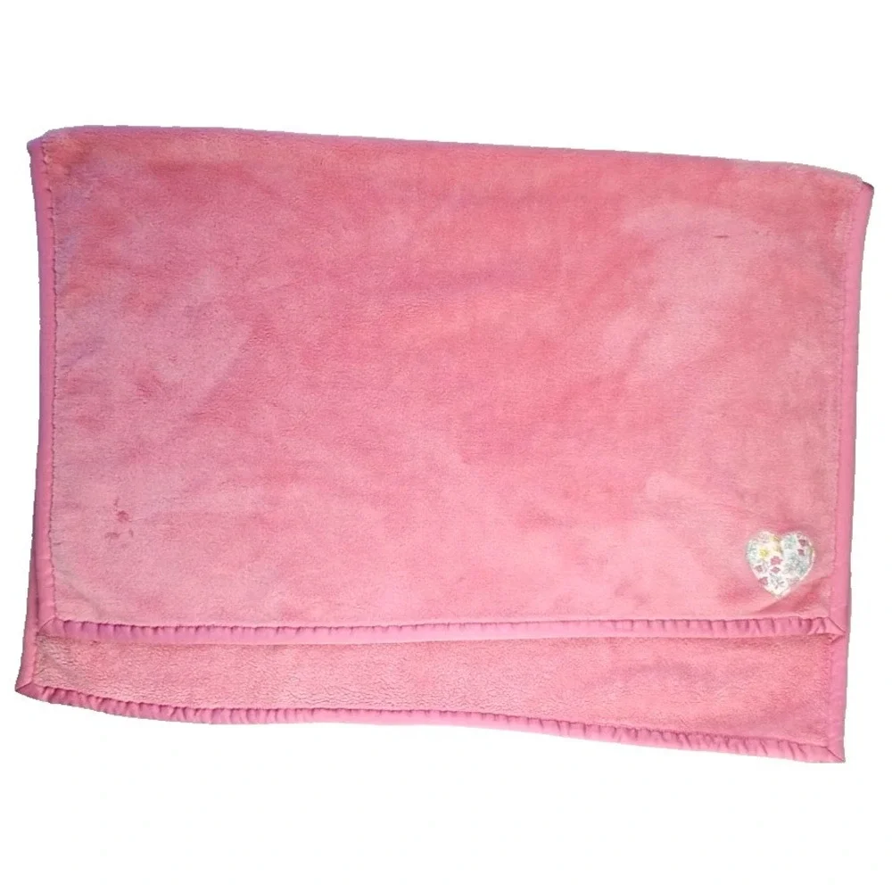 Carter's Hot Pink Baby Girl Blanket With Floral Heart 30x40 Some Texture Flaws